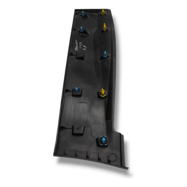 Aplique Moldura Porta Dianteira Esquerda Gm Tracker 20 21 