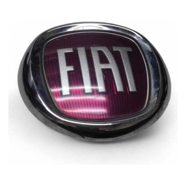 Emplema  Fiat Strada Original  Prata