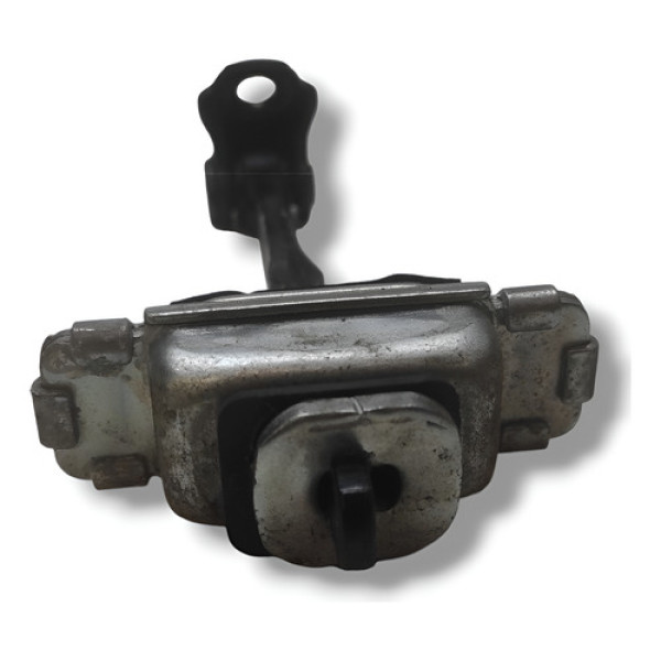 Limitador De Porta Dianteira Esquerda Chevrolet Tracker 2018 Preto