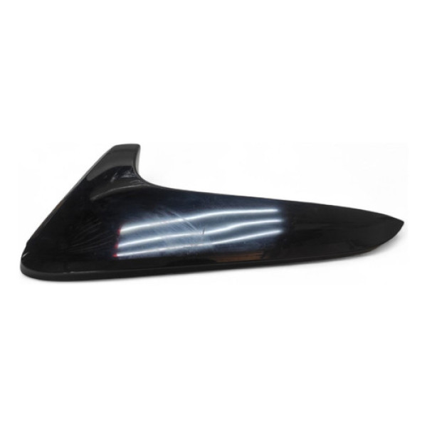 Acabamento Traseira Lado Direito Aerofólio Tracker 2018 Orig